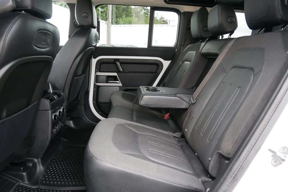2020 Land Rover Defender L663 - Image 12 of 20