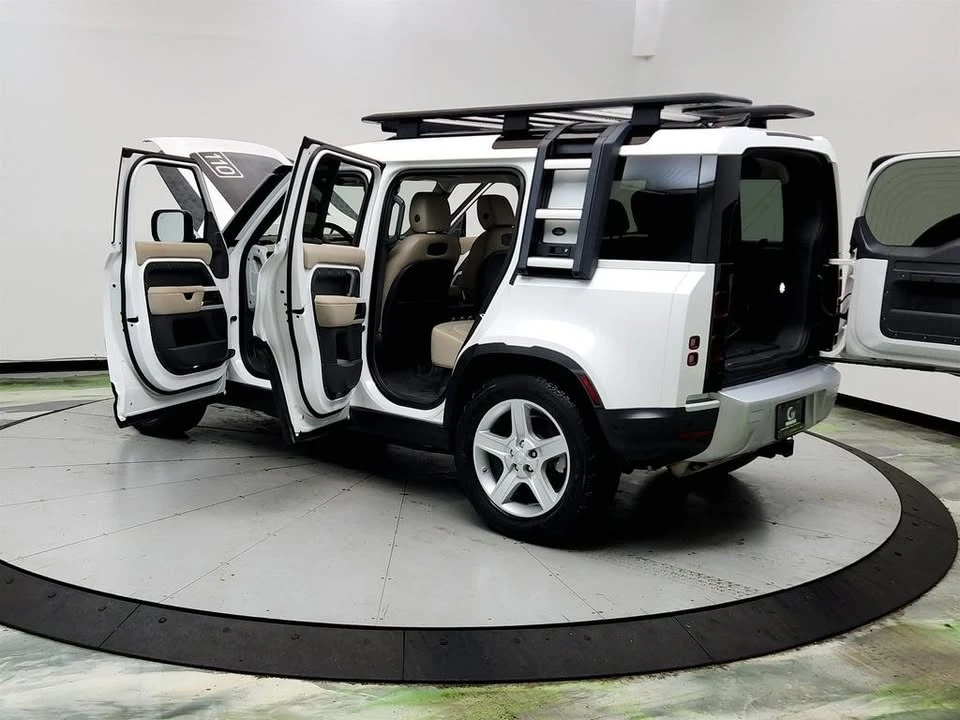 2020 Land Rover Defender L663 - Image 12 of 20