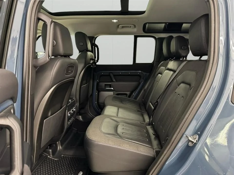 2020 Land Rover Defender L663 - Image 17 of 20
