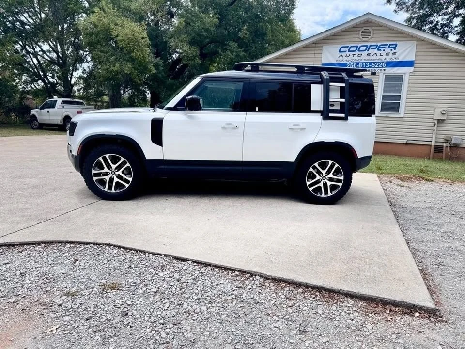 2020 Land Rover Defender L663 - Image 13 of 19