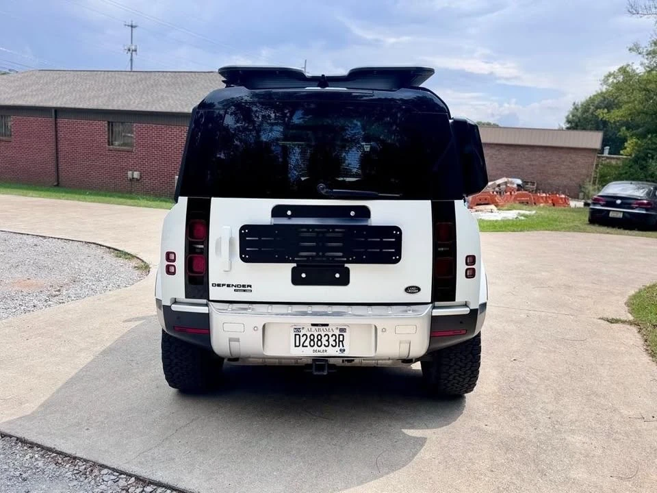 2020 Land Rover Defender L663 - Image 16 of 19