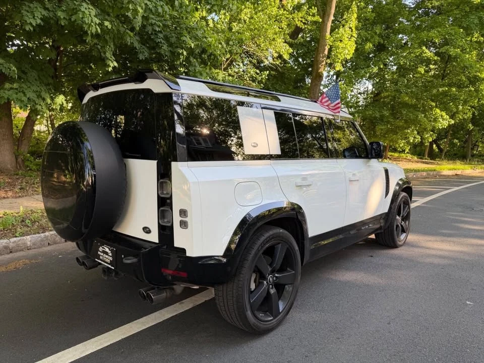 2020 Land Rover Defender L663 - Image 5 of 19
