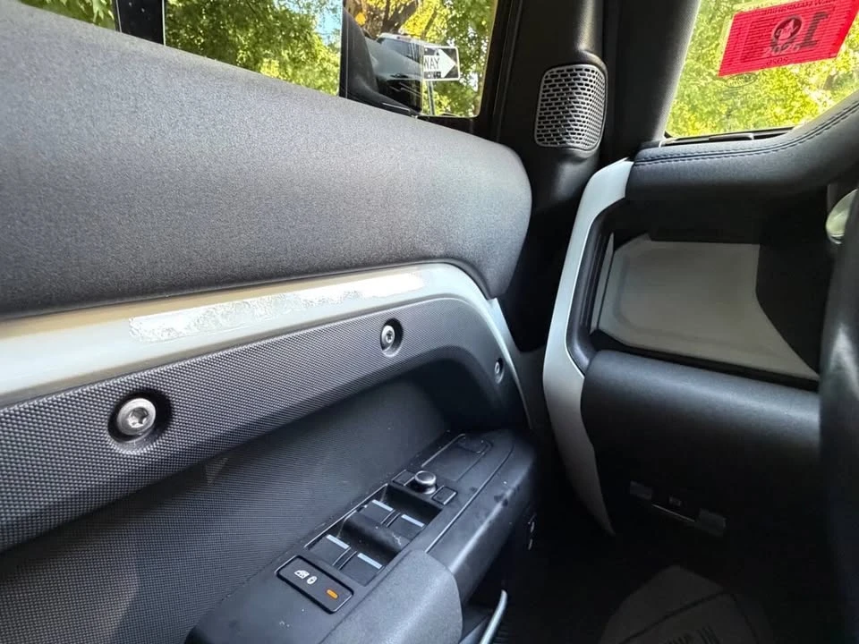 2020 Land Rover Defender L663 - Image 14 of 19