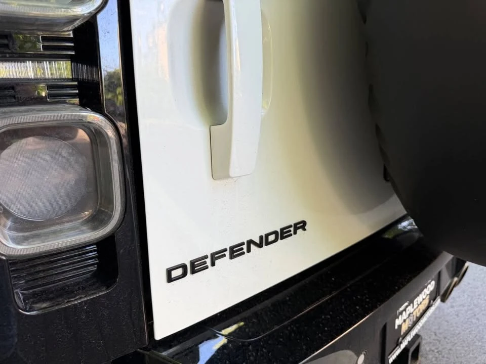 2020 Land Rover Defender L663 - Image 6 of 19