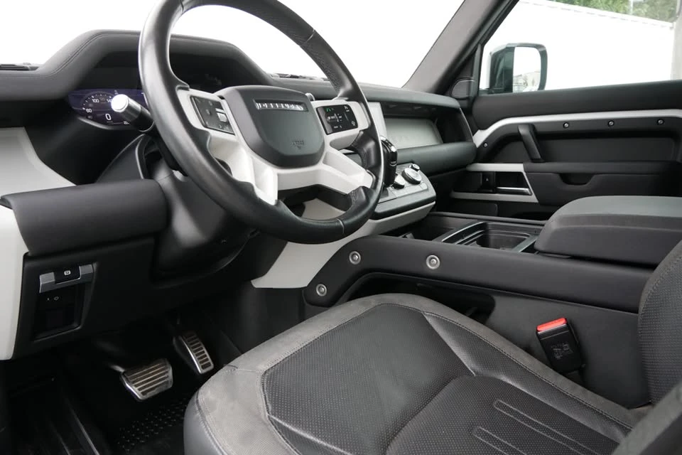 2020 Land Rover Defender L663 - Image 14 of 20
