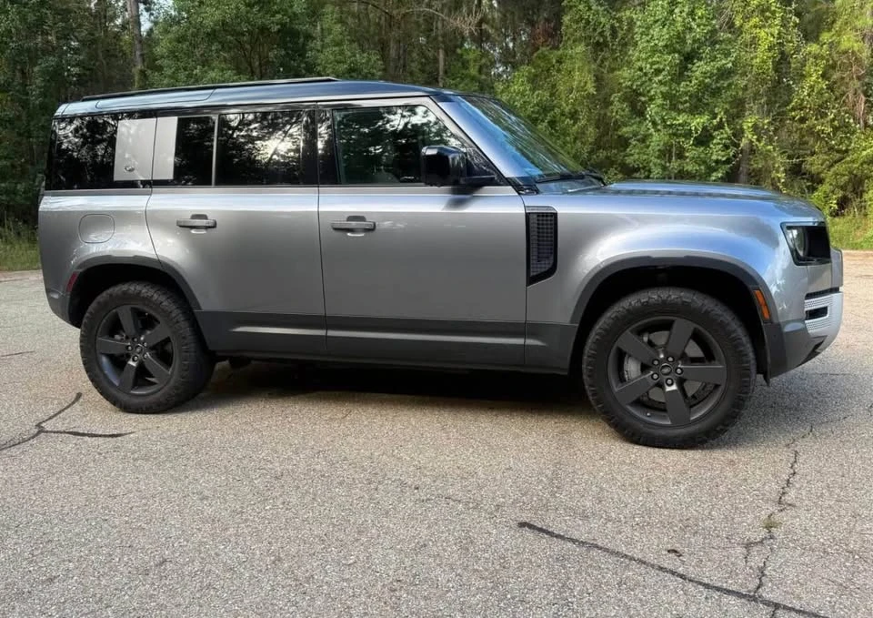 2020 Land Rover Defender L663 - Image 4 of 19
