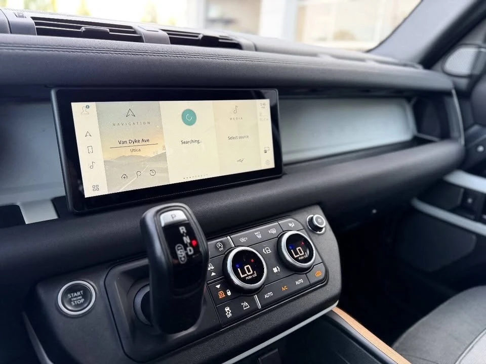 2020 Land Rover Defender L663 - Image 16 of 20