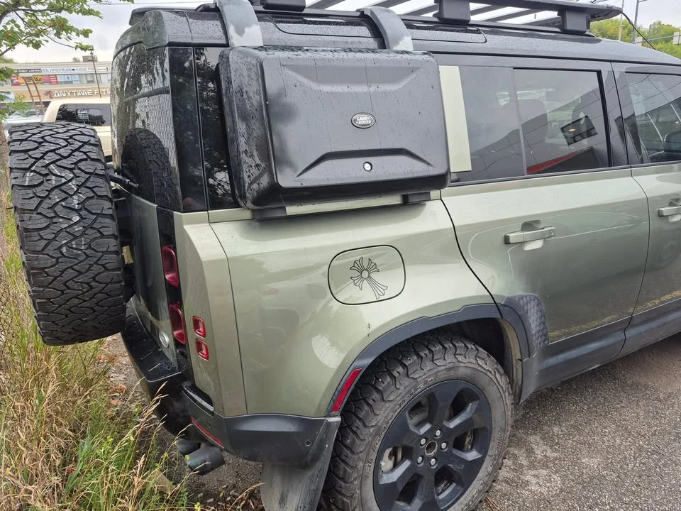 2020 Land Rover Defender L663 - Image 4 of 12