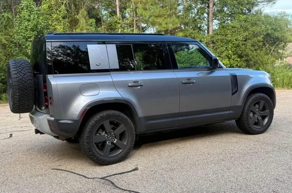 2020 Land Rover Defender L663 - Image 5 of 19