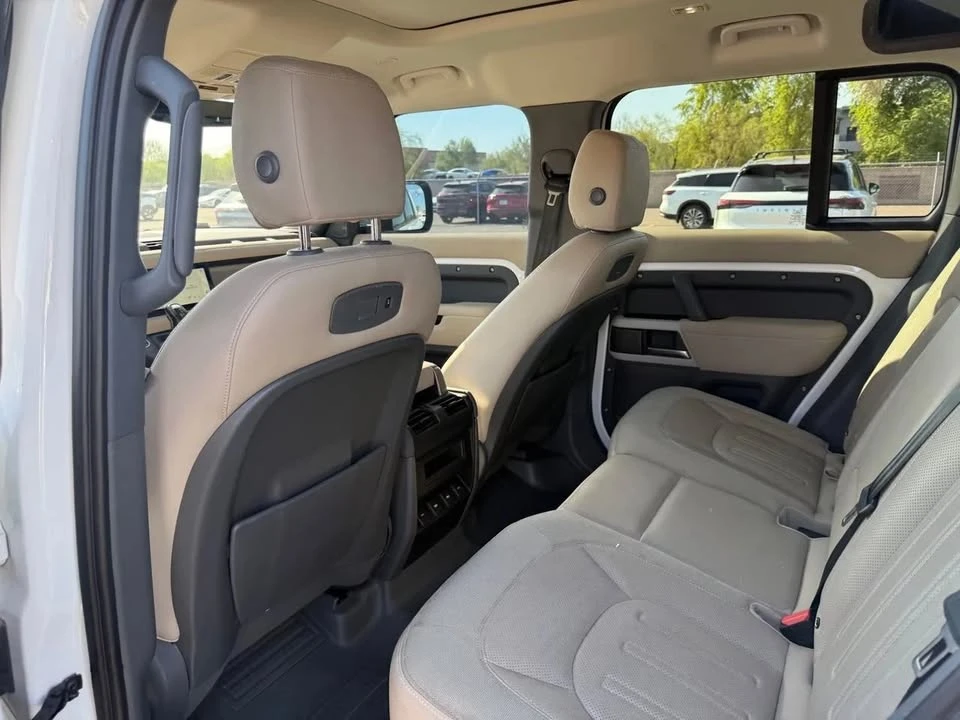 2020 Land Rover Defender L663 - Image 11 of 20