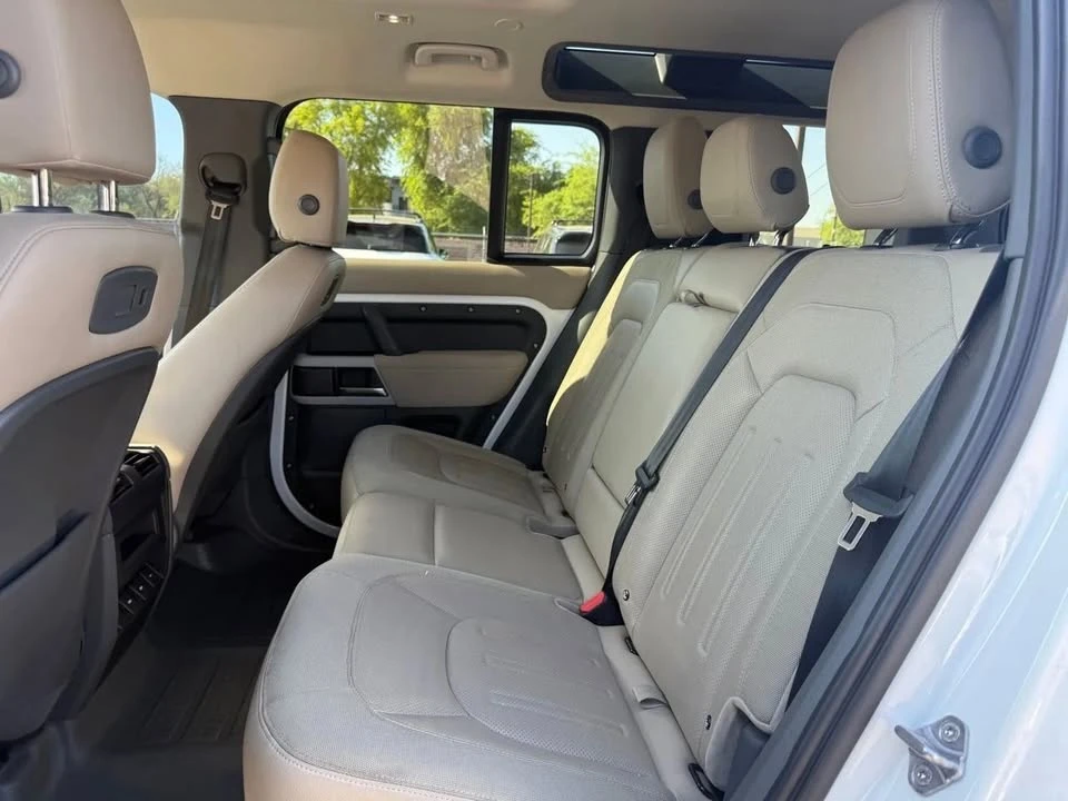 2020 Land Rover Defender L663 - Image 9 of 20