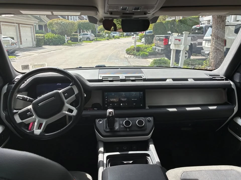 2020 Land Rover Defender L663 - Image 6 of 9