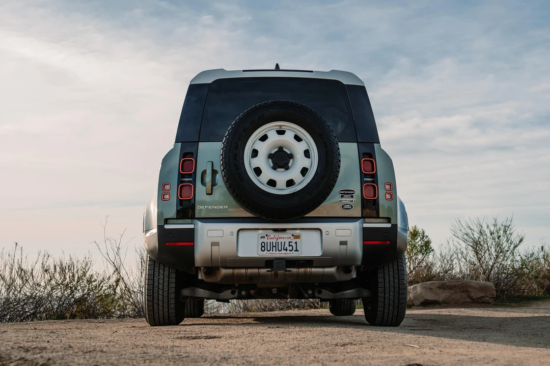 2020 Land Rover Defender L663 - Image 25 of 31