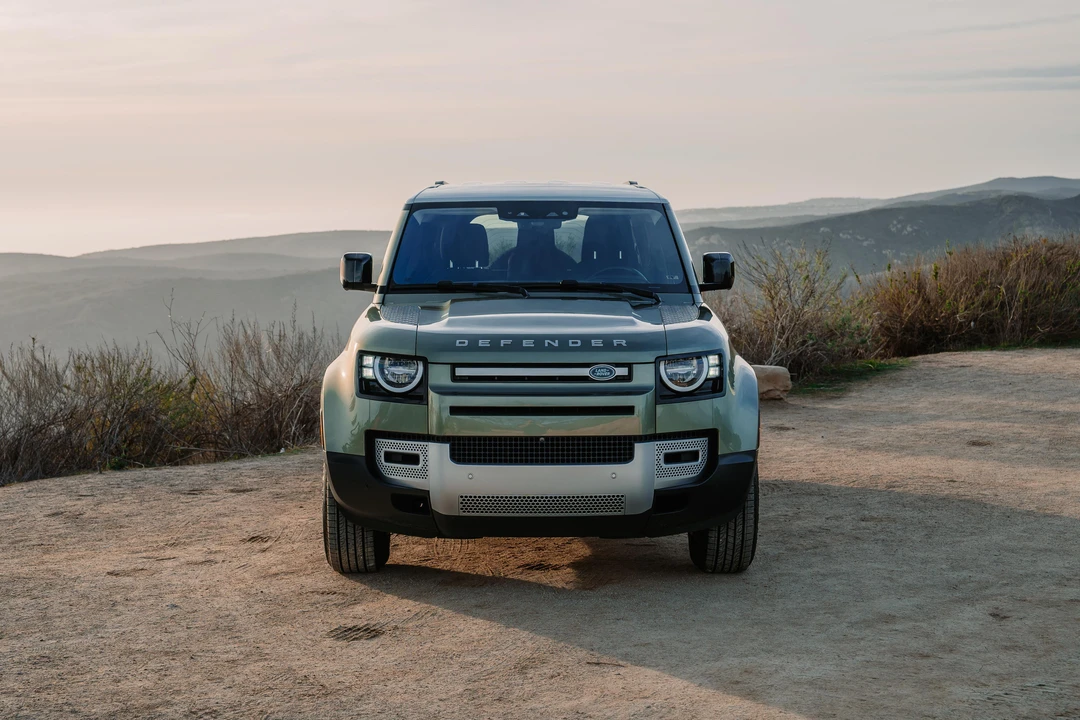 2020 Land Rover Defender L663 - Image 9 of 31
