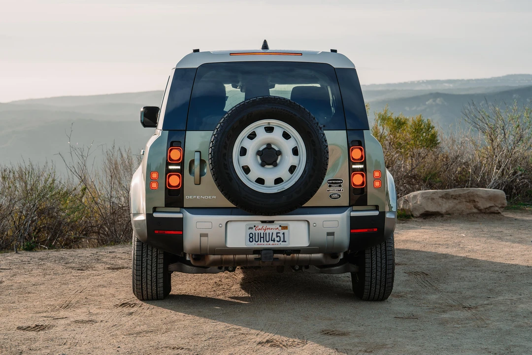 2020 Land Rover Defender L663 - Image 24 of 31