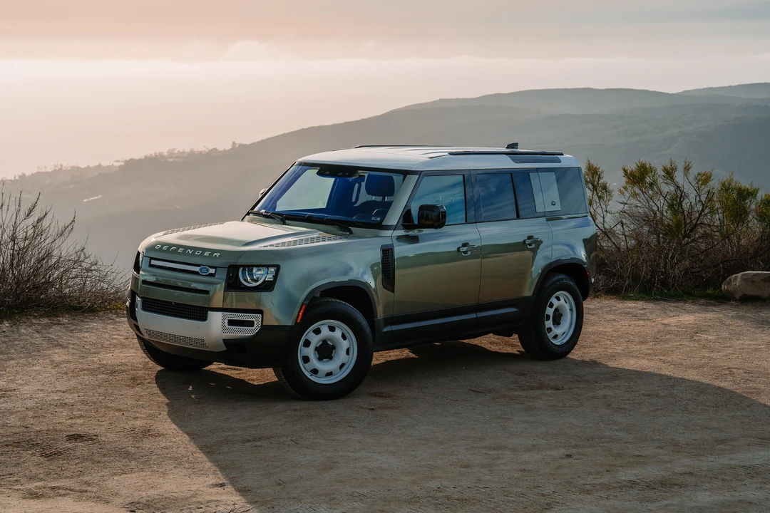 2020 Land Rover Defender L663 - Image 18 of 31