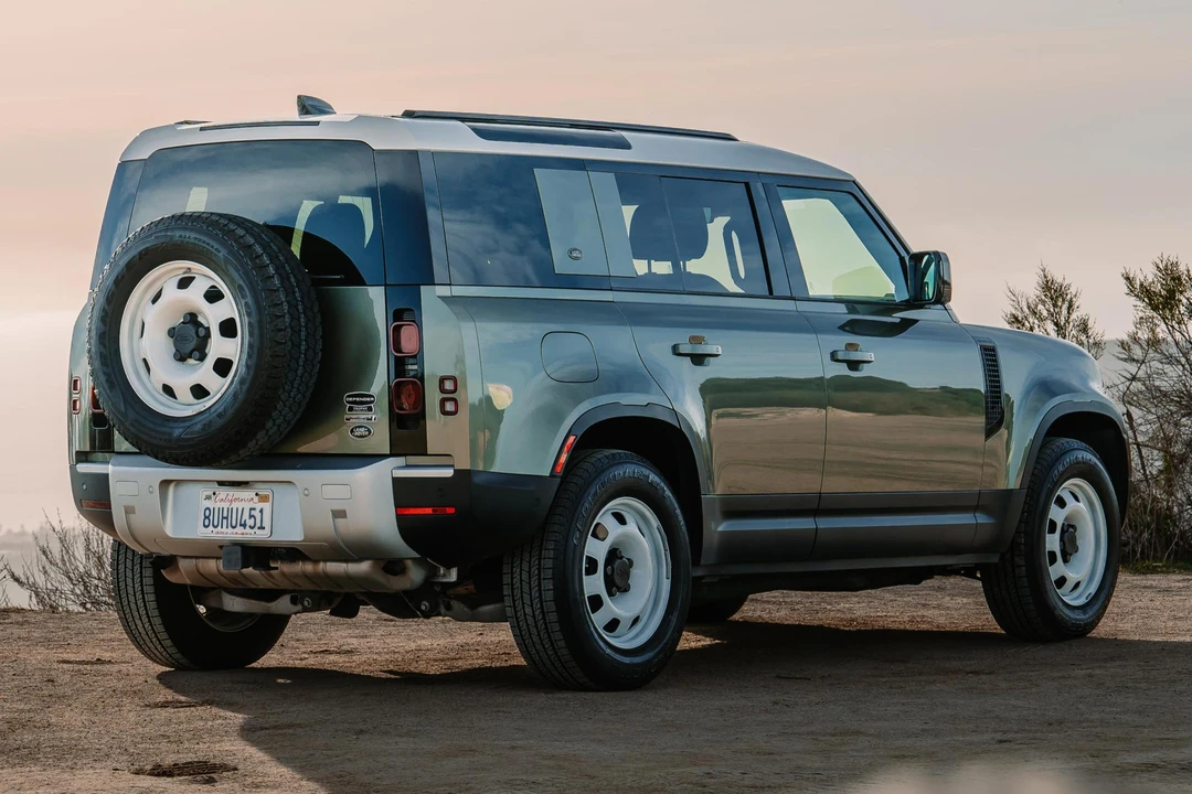 2020 Land Rover Defender L663 - Image 4 of 31
