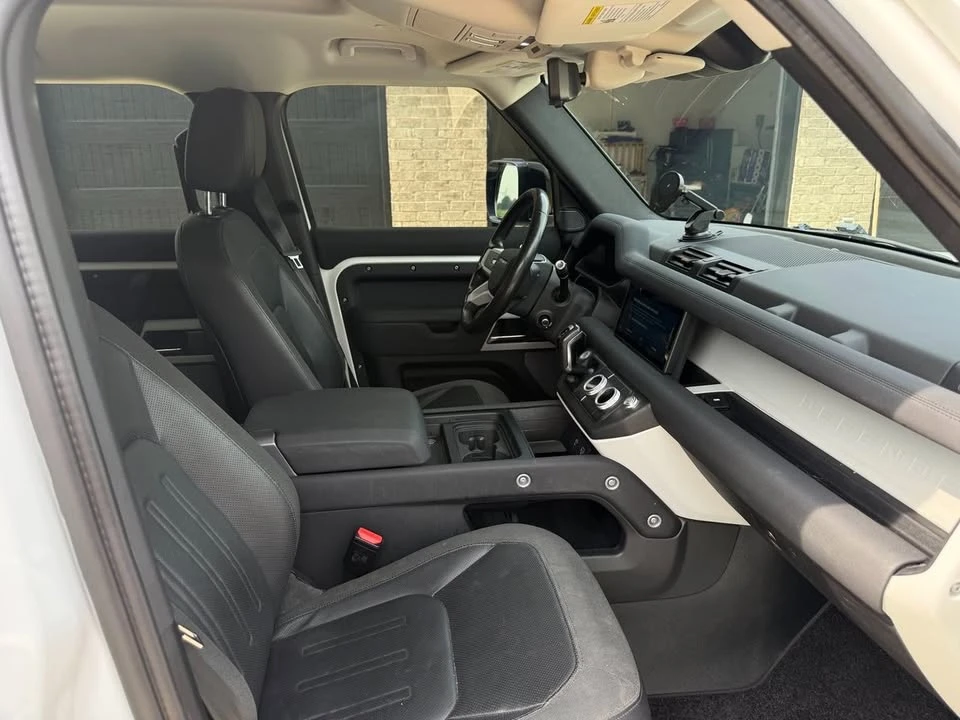2020 Land Rover Defender L663 - Image 12 of 15