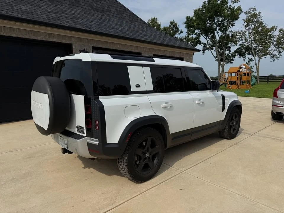 2020 Land Rover Defender L663 - Image 5 of 15