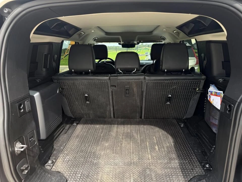 2020 Land Rover Defender L663 - Image 9 of 15