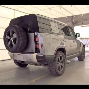 2020 Land Rover Defender SE