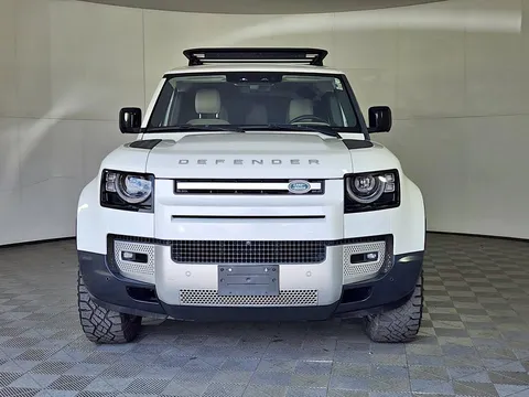 2020 Land Rover Defender SE