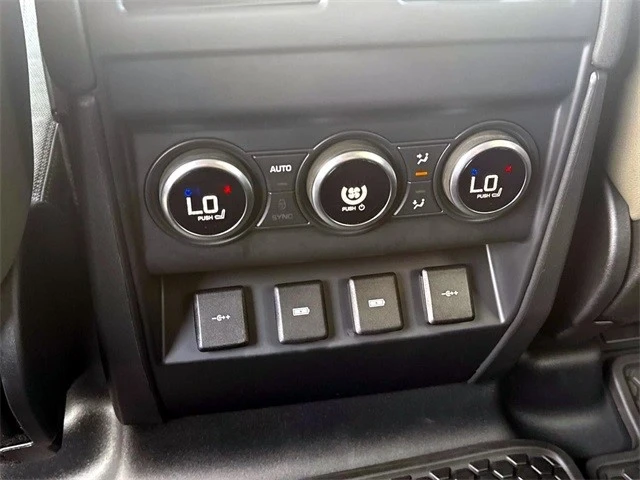 2020 Land Rover Defender L663 - Image 14 of 21