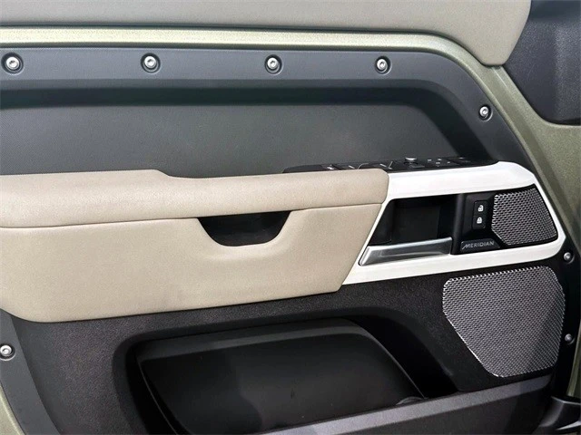 2020 Land Rover Defender L663 - Image 15 of 21