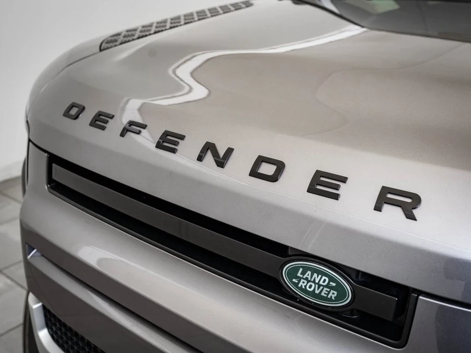 2020 Land Rover Defender L663 - Image 3 of 21