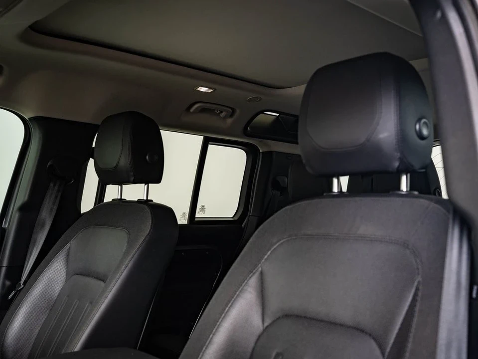 2020 Land Rover Defender L663 - Image 20 of 21