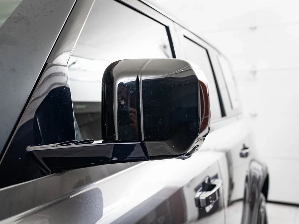 2020 Land Rover Defender L663 - Image 15 of 21