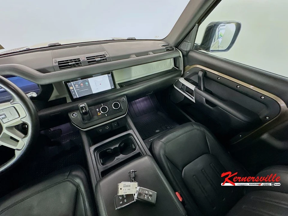 2020 Land Rover Defender L663 - Image 11 of 24