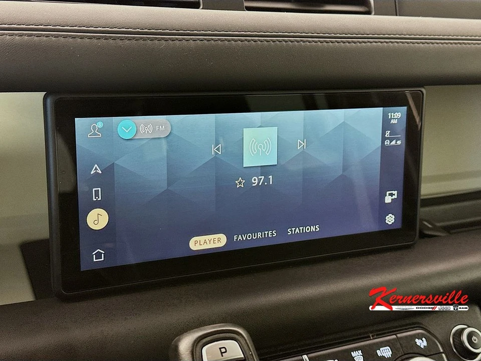 2020 Land Rover Defender L663 - Image 17 of 24