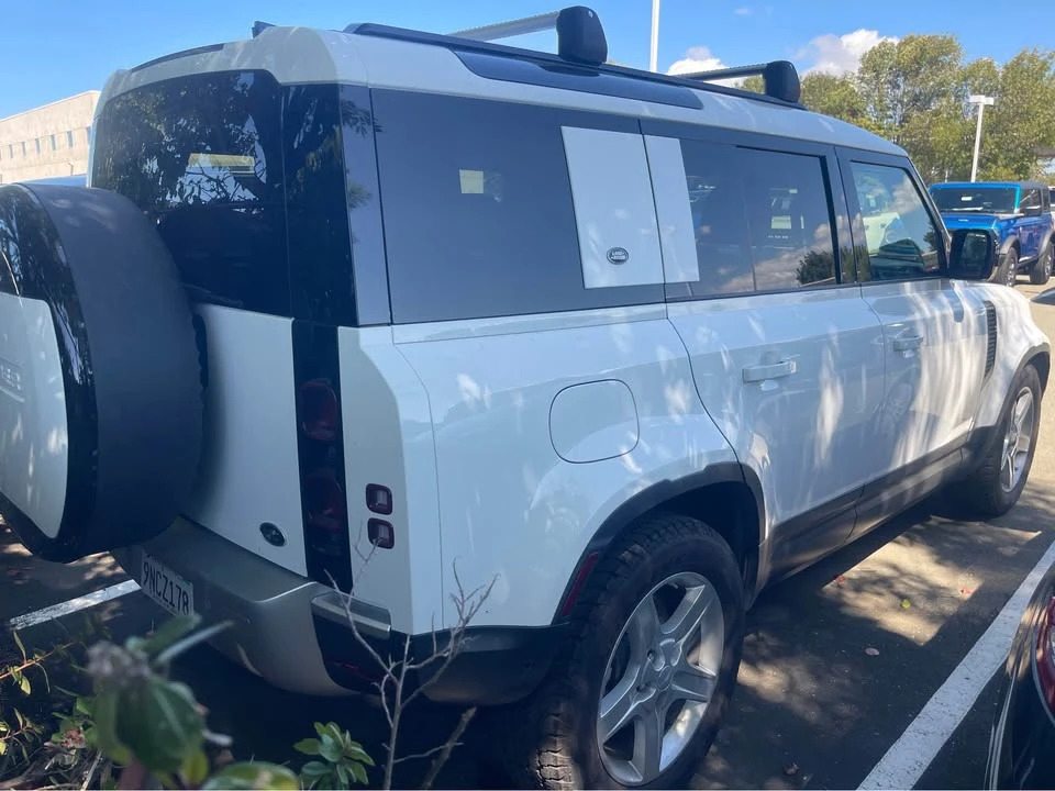 2020 Land Rover Defender L663 - Image 3 of 9