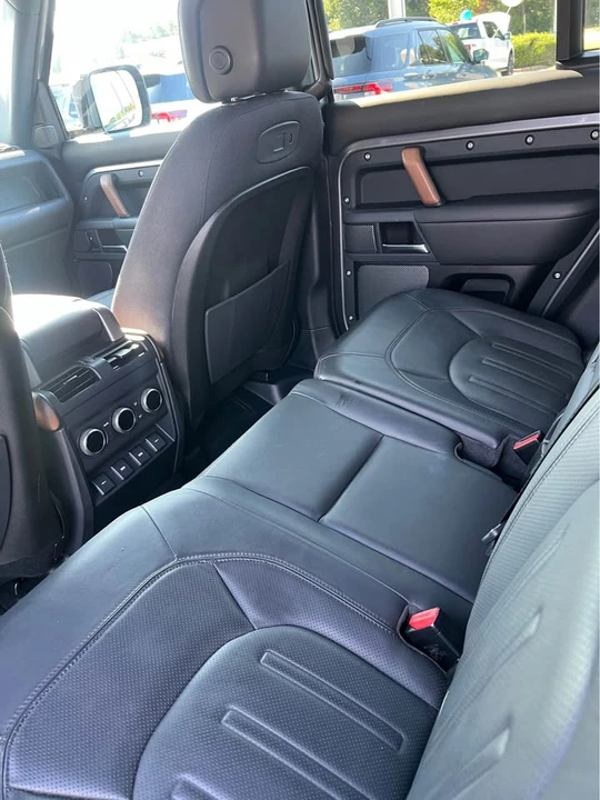 2020 Land Rover Defender L663 - Image 8 of 8