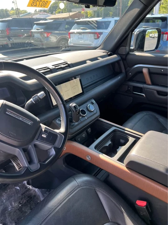 2020 Land Rover Defender L663 - Image 4 of 8