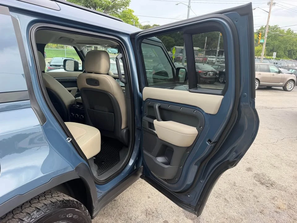 2020 Land Rover Defender L663 - Image 14 of 19