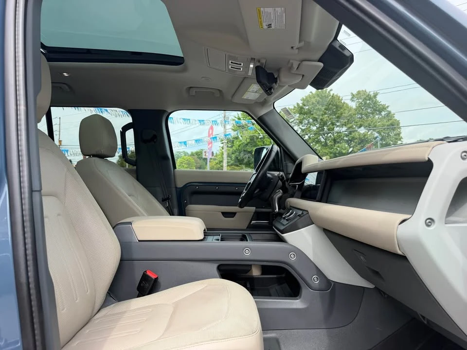2020 Land Rover Defender L663 - Image 11 of 19