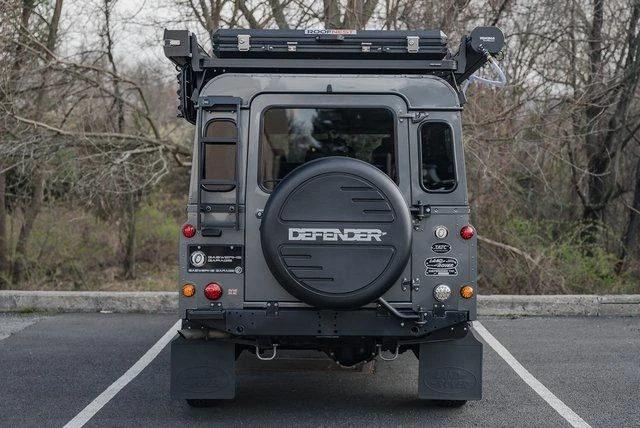 2020 Land Rover Defender L663 - Image 23 of 31