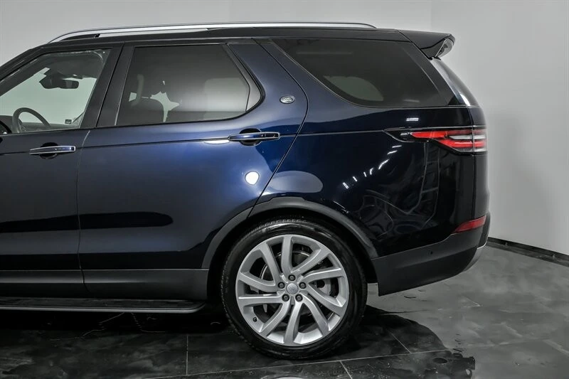 2020 Land Rover Discovery 5th Gen - Image 7 of 21