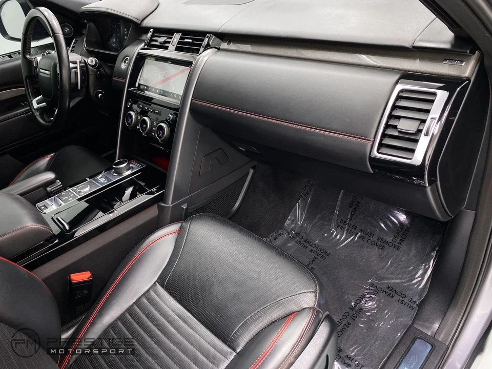 2020 Land Rover Discovery 5th Gen - Image 15 of 21