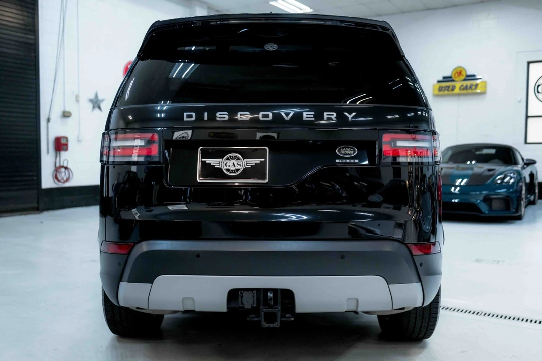 2020 Land Rover Discovery 5th Gen - Image 8 of 21