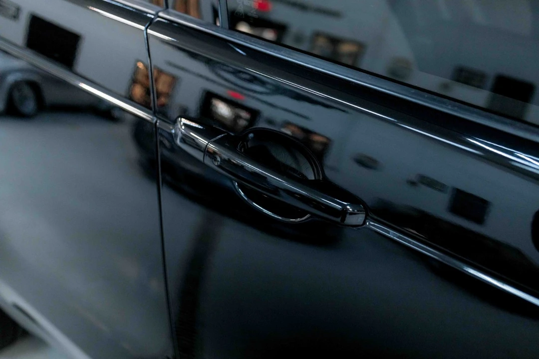 2020 Land Rover Discovery 5th Gen - Image 17 of 21