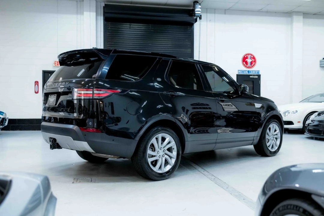 2020 Land Rover Discovery 5th Gen - Image 7 of 21