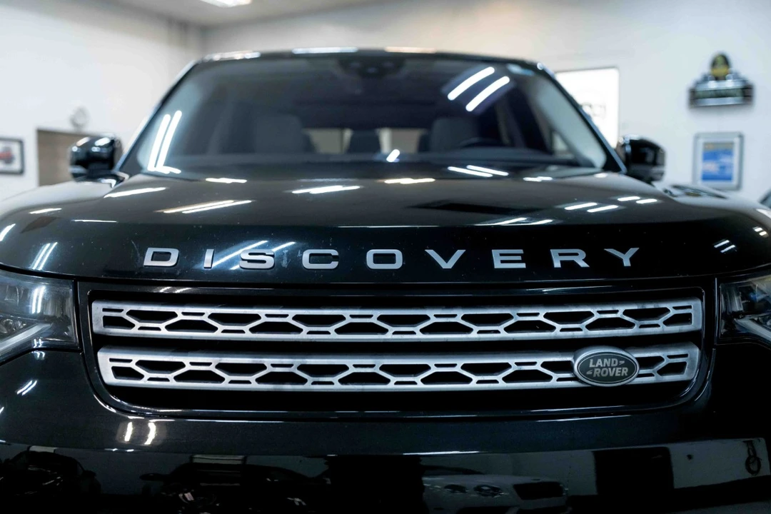 2020 Land Rover Discovery 5th Gen - Image 13 of 21