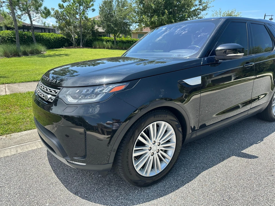 2020 Land Rover Discovery 5th Gen - Image 18 of 31