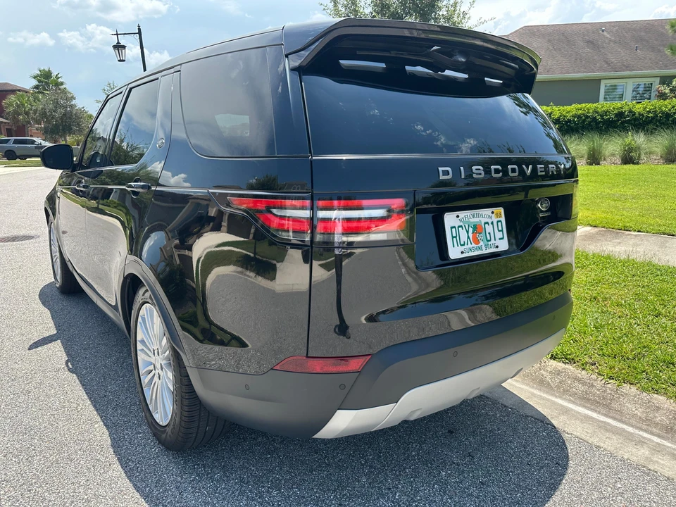 2020 Land Rover Discovery 5th Gen - Image 26 of 31