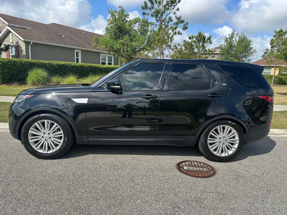 2020 Land Rover Discovery 5th Gen - Image 7 of 31