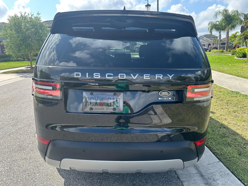 2020 Land Rover Discovery 5th Gen - Image 9 of 31