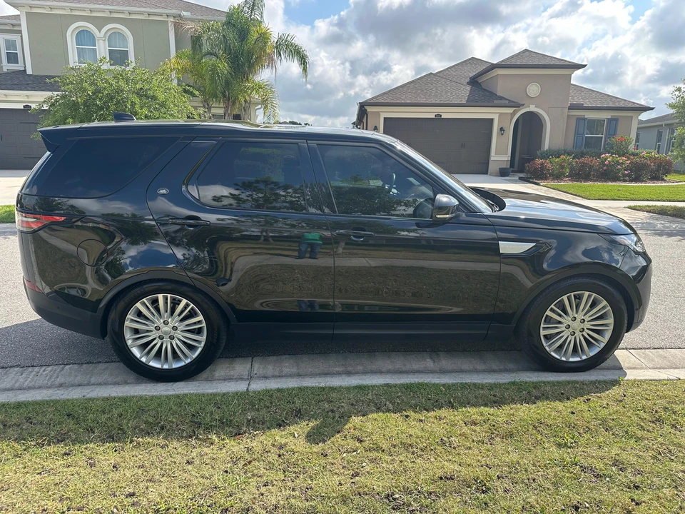2020 Land Rover Discovery 5th Gen - Image 12 of 31